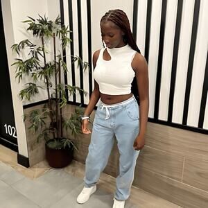 Women's Half A Turtleneck Cut Out Camisole Medium